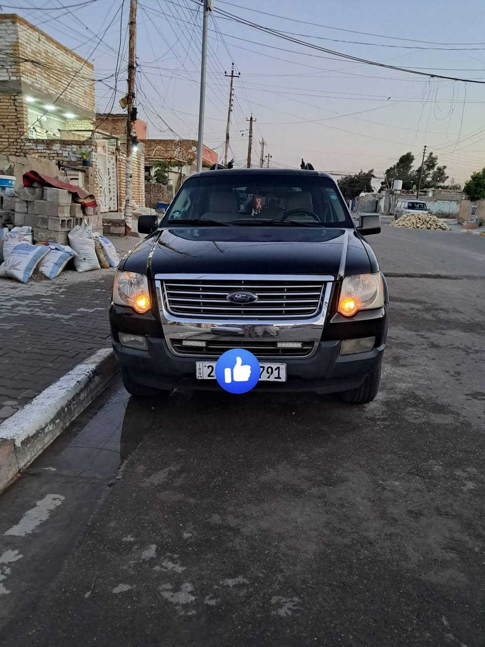 فورد اكسبلورر 2007 مكفوله   لا صبغ ولا ضربه محرك كير خير من الله  تبريد ثلج   ٥ راكب  قطعتين تبريد   بسمي تحويل ثاني يوم *********** بغداد الحسينيه
