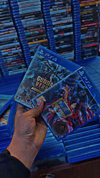 سلام عليكم اقراص بلي 4-5 مستعمل نضافه فول 

بيع او مراوس 

توصيل متوفر وتساب ***********
