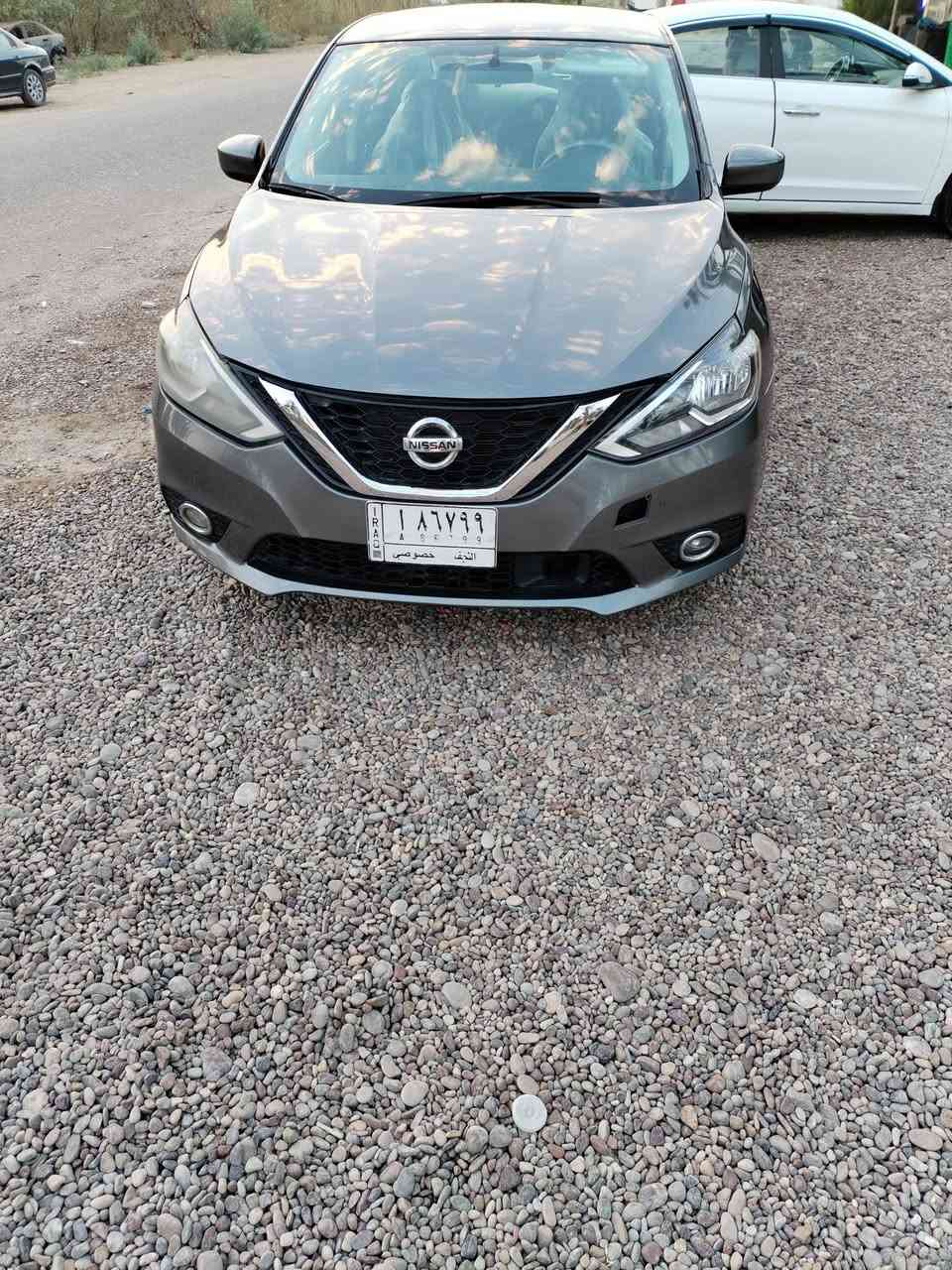 سعره ٩٠ ورقه مستعجل ع البيع بيه مجال بصيط 
نيسان سنترا امريكي موديل 19 رقم نجف مكانه بغداد السياره معوقين هذه الشهر تصير حره عندي بيه وكاله عمامه ضرر جاملغ وبنيد جهه السايق مواصفاتsv سعره جدا مناسب راسلني او اتصل ***********
