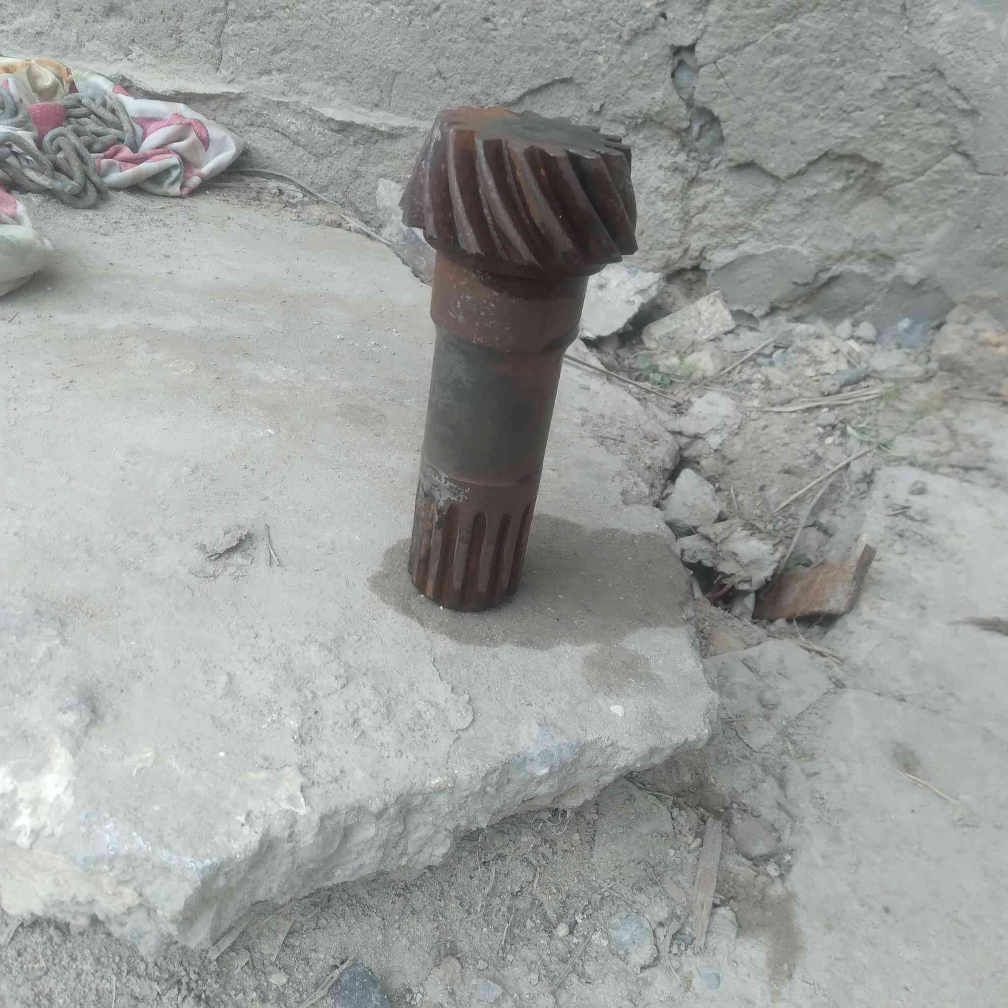 عرموطه مالت اكسن مع دشالي البصفحه مالات شفل فوركاوه اربعين للبيع العرموطه ٢٥٠ ولدشالي الواحد ٢٥٠ألف المكان النجف ناحيت الحيره المبايل ***********
