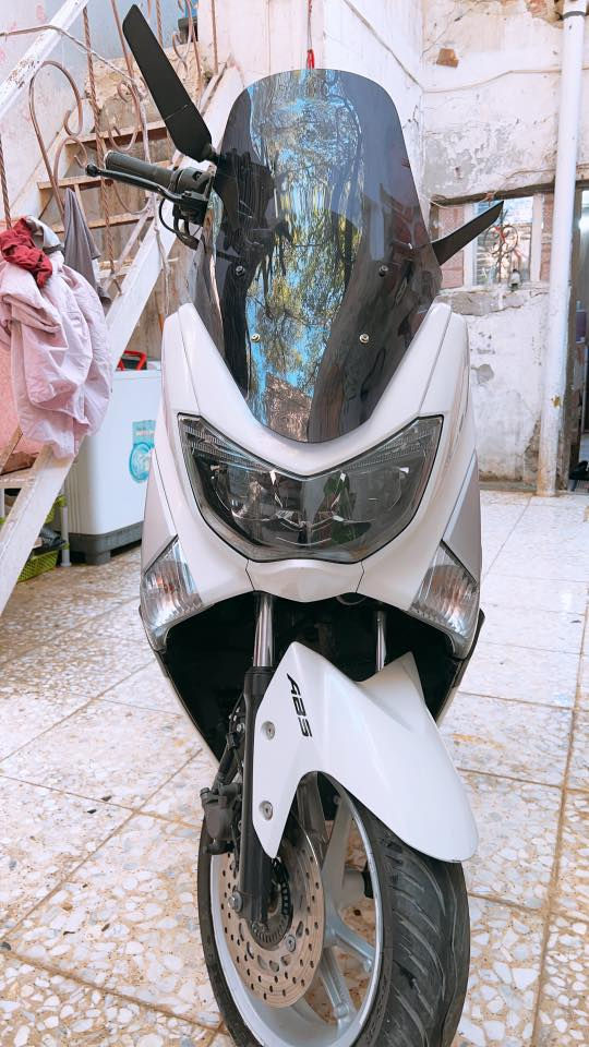 للبيع ممزوده تزويد شرط تزويد اليابان اكزوز رياضي كاتم صوته يخبل ستيرن رياضي يو اس بي شحن تدفئه يدات ومجمع كامل مال دبل اشاره ودكمه رماش غير الاصليه واي نقص مابيها الدراجه دهن امزويل كل شهر وبانزين محسن تجي وتشوف بعينك برغي واحد ماكو نقص بيها دراجه بس بليل اطلع بيها وماشيه 13 الف  البياع شراي لاتكسر بيها لان اعرف اسعاركم دراجه مال جناي ...وعندي مقطع من نازله من الرمبه واتساب فقط ***********  ..السعر 15 ورقه ونص وادري معروضات ب 14 ورقه ونص بس مو تزويد
