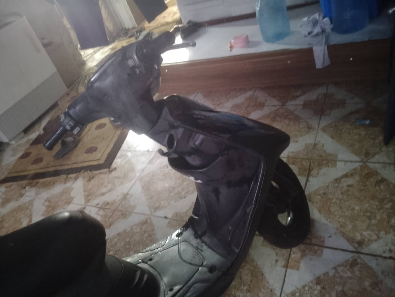 دراجه ماكس عدله بلادي كهربائية  شغاله سلف وهندر السعر 400 وبي مجال العنوان بغداد البياع رقم  الهاتف ***********
