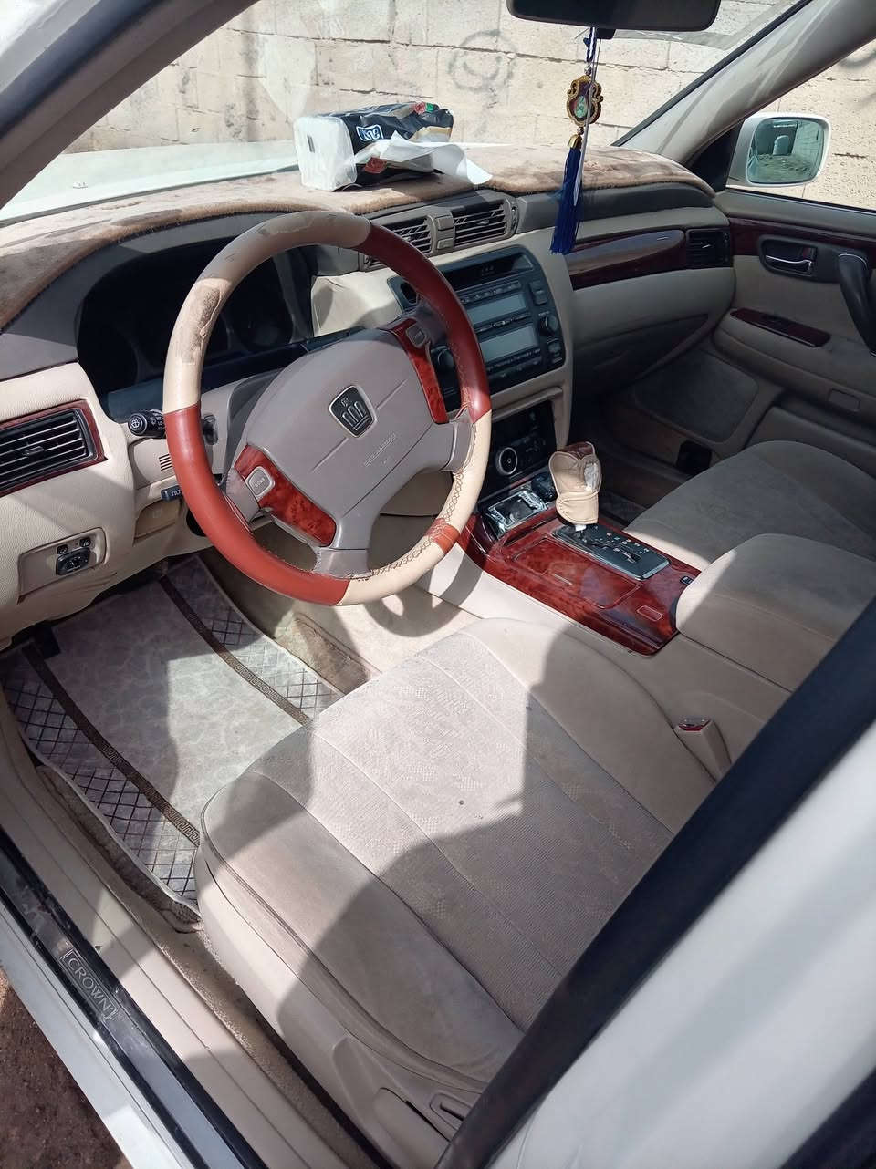 ملكة دكمة وحدة محرك ديفور الزغير دخول جديد كصة جنطة متوووم شمالي السعر 40 وبيها مجال


**إذا كنت صاحب هذا الإعلان وتريد حذفه لأي سبب، رجاءا أرسل رسالة إلى الدعم الفني**