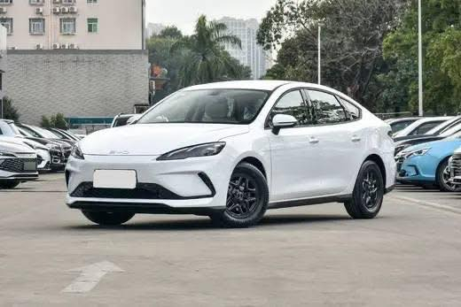 بي وايدي سيل فايف ماشيه 1400مكان نجف التواصل على رقم***********
