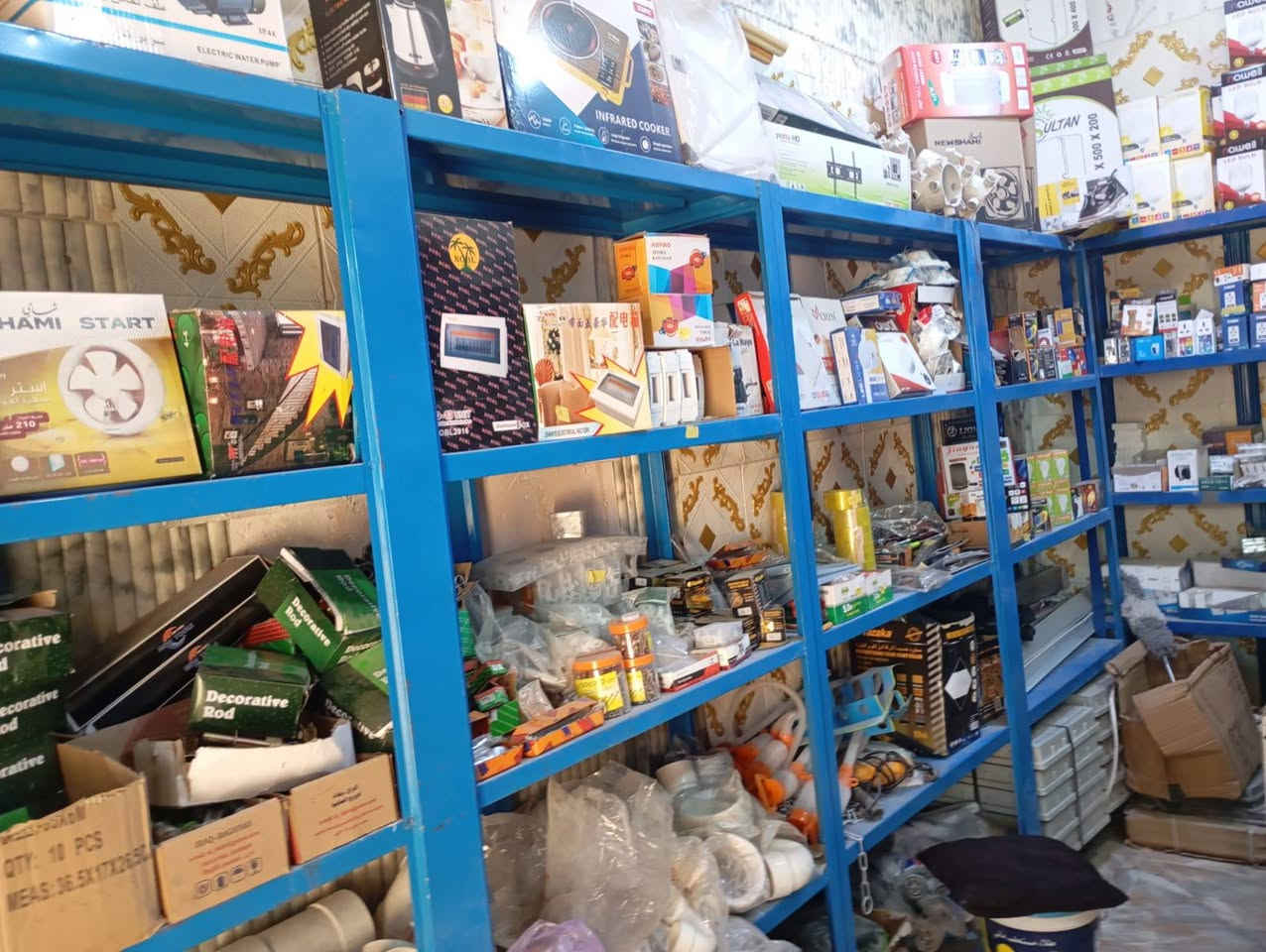 بس الرفوف للبيع عددهم 5 التواصل ع هذا الرقم ***********
