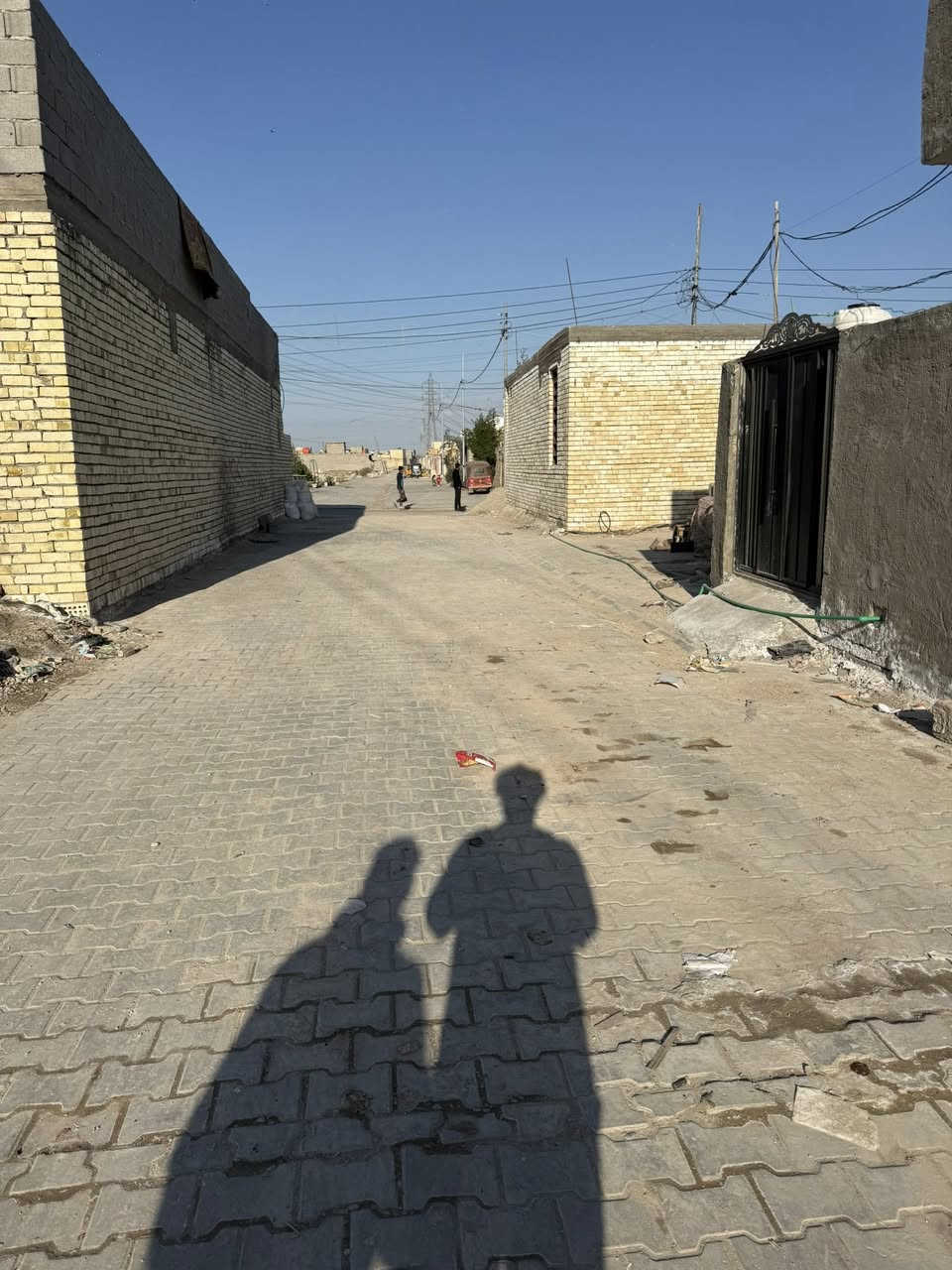 واجهه 12 نزال 27 سبع قصور شارع گريش كامل الخدمات استفسار ‭0771 675 2267‬  اذا تريد نصها عادي.
