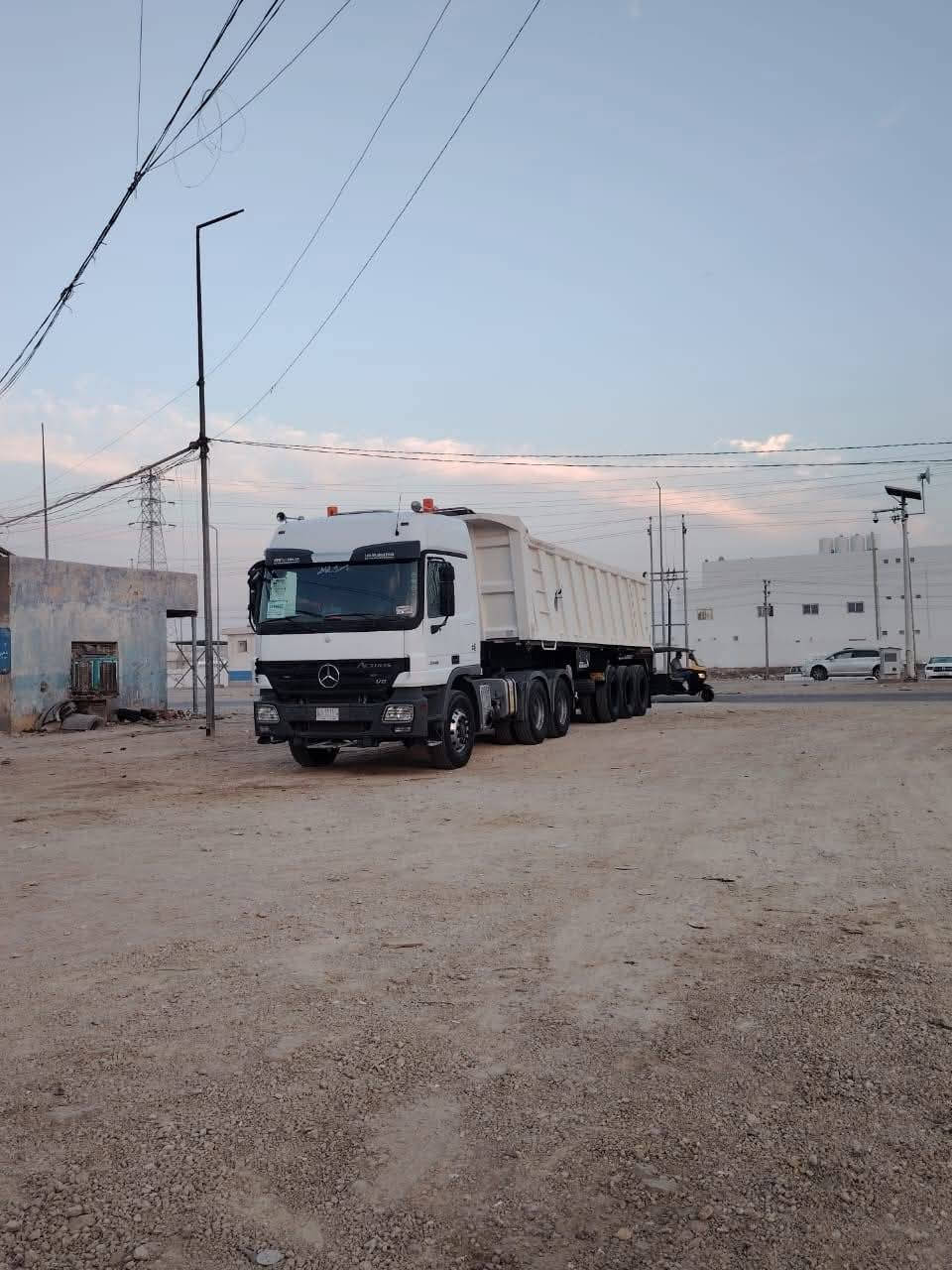 للبيع موديل 2004 تخم تاير ولعربانه موديل 2023 ستفسار اكثر اتصل  ***********
