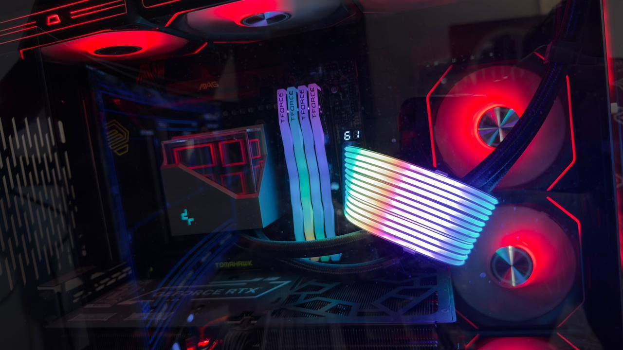 Gaming PC For Sale
مرحبا للجميع
للبيع بسعر مناسب جداً
مواصفات التجميعة الكيس فقط
⬇️⬇️⬇️
CPU: Ryzen 9 7900X3D
GPU: Galax 5070TI OC 3 Fan
Motherboard: MSI X870 Tomahawk
Storage: Lexar M.2 NM790 4TB
RAM: T-Force DDR5 64GB PCLE5 
Cooler: Deepcool LT720 360mm
Fan: 9 Fan Dark Flash RGB
Power Supply: MSI Mag A850GL
Case: Lian Li ROG O11 Dynamic XL
RGB Light: Lian li Strimer Plus V2
⬇️⬇️⬇️
السعر 3,750,000
ثلاث ملايين و ٧٥٠ الف دينار
⬇️⬇️⬇️
للتواصل على الرقم
***********
