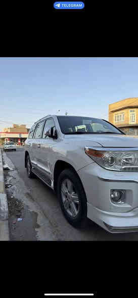 عليكم 
للبيع لاندكروزر 2014 فطيمي 
‏رقم بغداد باسمي تحويل مباشر
‏السيارة فتحة سقف 
‏ كشنات جلد + كشن كهرباء نظام ثلاث حركات
‏شاشة كبيرة + حساسات أمامية خلفية 
‏تحكم ستيرن تخم تاير جديد 
‏تبريد ثلاث قطع المرايات الجانبية كهرباء
‏إلى آخره من مواصفات  
‏سيارة جديدة جدا  واحلا من الصور استخدام شخصي 
‏ماشية 140 السيارة كاملة بدون أي نواقص . مكفوله كفالة عامة عدا بارد بسيط جدا أثر رصعة 
‏مكان السيارة واسط الكوت 
سعرهة 420 وبيهة مجال بسيط 
رقم ***********
