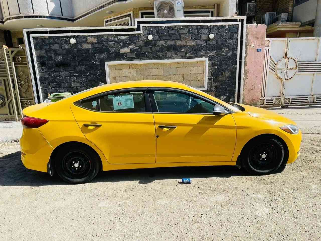 السلام عليكم انترا موديل 2018 صوره الحادث مرفوق بلمنشور سياره مكفوله من دواخل تخم تاير تبريد شغال تحكم ستيرن جيهتين محرك 2000 دوش حداديه جديده اشاير بالمري مكاني بغداد رقم تلفون ***********
