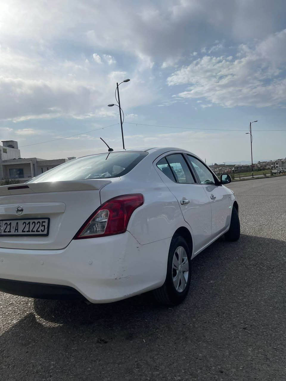 نیسان سەنی لاكشمیبایی 2020 
لۆكـ یەدە ستیل و دوو گێچ 
تەنها (79) هەزار ڕۆشتووە 
بێ بۆیاخ تەنها دوو جێگەیی بچوكی سارد هەیە 
بە ناوی خۆمانەوەیە تەحویل و خەرامە بە شەرت 

0770 046 6969 السليمانية, العراق
