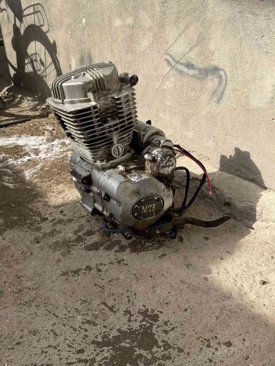 سلام وعليكم شباب مكينه حلولا لكضه ولا شي بس مجفته مكينه حلوه شايله روحه السعر ٦٠وبيها مجال ***********
