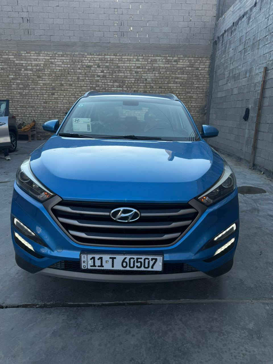 سلام عليكم
توسان 2016 
وارد أمريكي 
حادثها جاملغ خلفي بدون دواخل 
سياره جاهزه الخير 
مكينه كير صدر كله جديد 
سعر ١٣٠ بيها مجال بسيط 
رقم بغداد تحويل ثاني يوم 
مكان سياره الفلوجه 
خاص مفتوح او ***********  بي واتساب
سونار ويه صور💙💙
