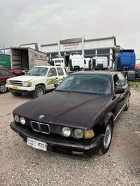 بي ام دبليو 735i • أوتوماتيك • كالار