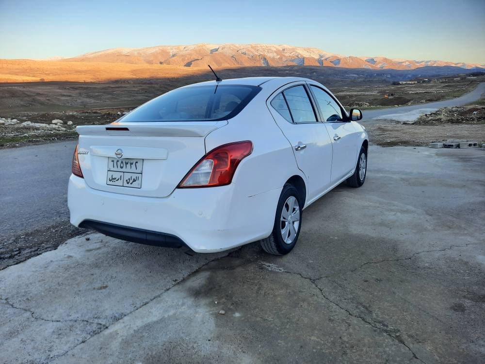 نیسان سنی مۆدیل 2020 یەدە نیکل دەبل گێچ شەریکەی ئێرە.تەنها نیودەرگای سایەقی بۆیاغە. سێ تعدیلی بچوکی هەیە.سیارەکە 55کم رۆیشتووە.سەنەوی نوێیە تحویل غەرامەی بەشەرت 355هەزار غەرامەی لەسەرە دوای معامەلە ئەیگێرمەوە.نرخ 108$معامەلە شوێن شقلاوە بۆزانیاری زیاتر پەیوەندی بکە 
***********
*********** شقلاوة, أربيل
