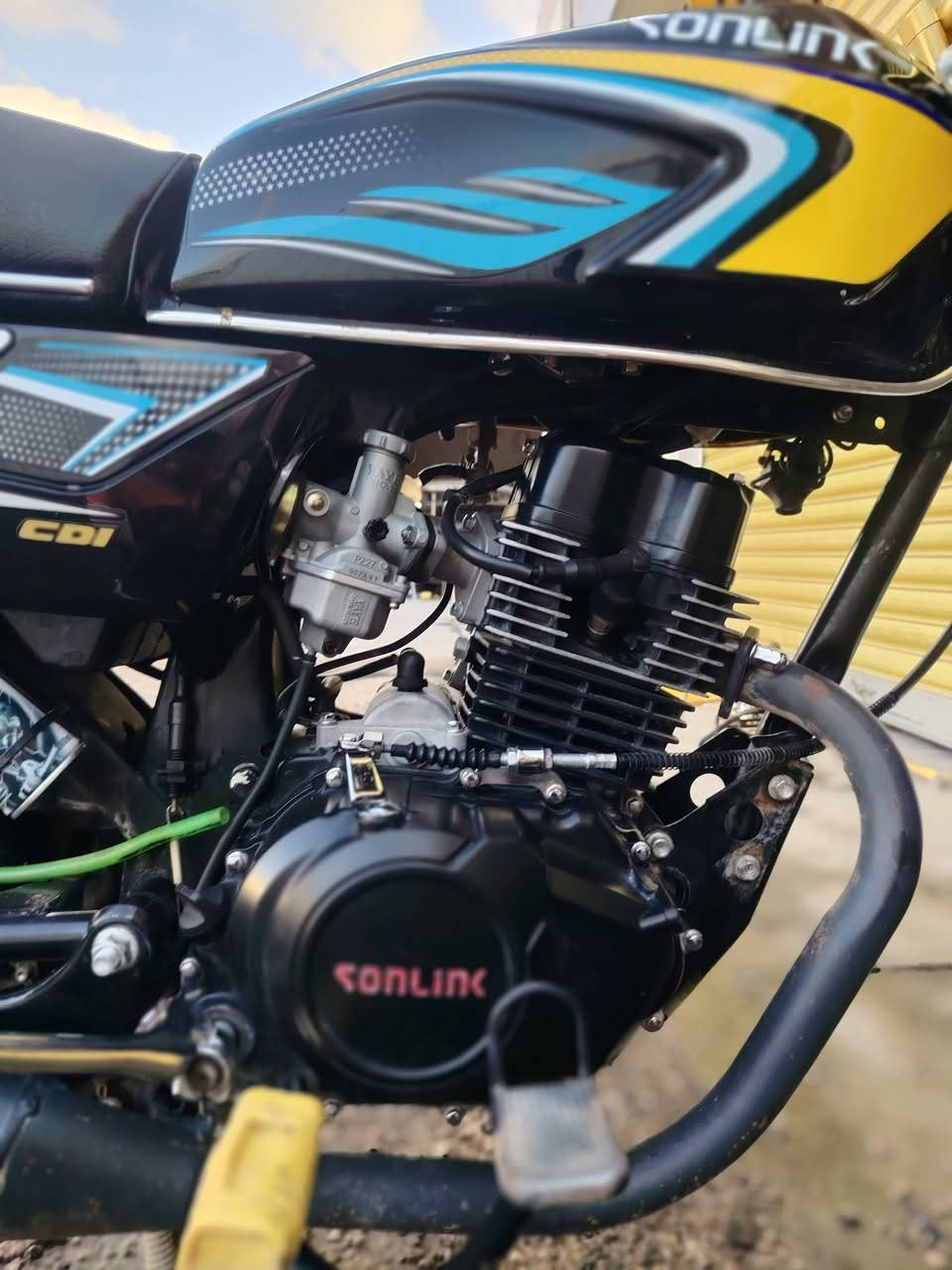 ايراني موديل 25 بعده بوضع شركه محرك 200ضاغطه وزنجيل سيبي اف يعني تنسه شي اسمه رجه دراجه ماشالله عليهاا بيه منفيس
سعر 850 قفل
المكان رمادي
رقم ***********
