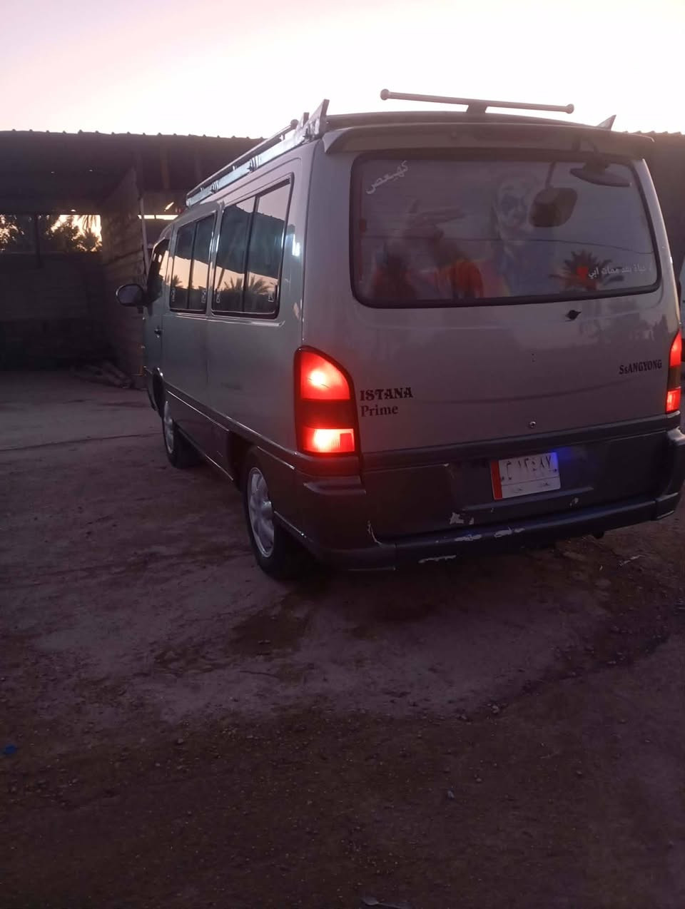 السلام عليكم
استانه موديل 2000 جاهزه من كلشي كير مكينه  تدفئه تبريد كهربائيات شغاله من البنيد للجنطه شغاله السياره تعمير جديد وكلشي جديد مبدل   ستخدام شخصي المو شراي لا يتصل رقم***********
