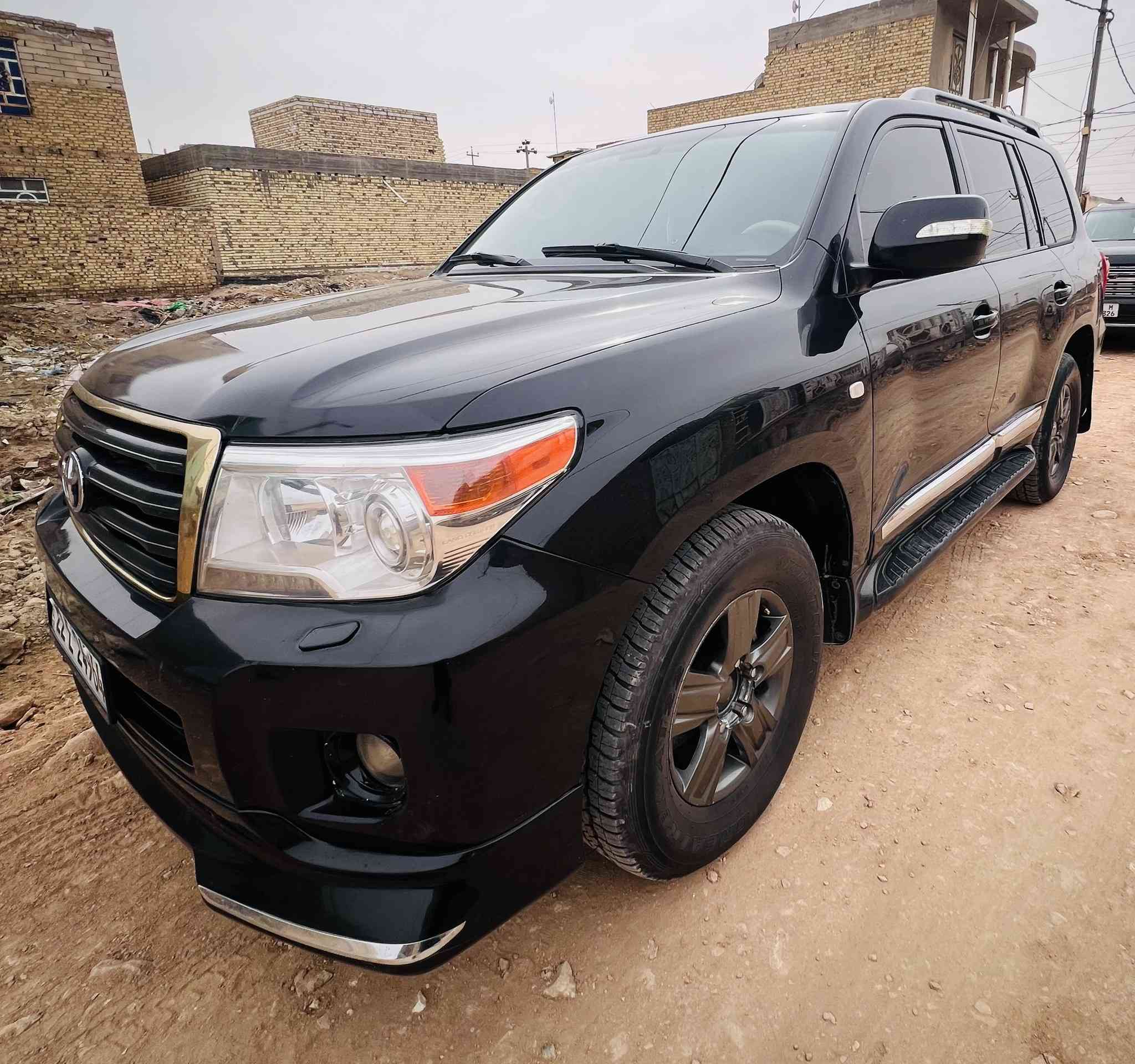 للبيع لاندكروز 2008 بريم
السياره احله من الصور بالحقيقه 
فول مواصفات 1/1 💯 :
1- فتحة
2- بصمة
3- ثلاجة
4-شاشه
5-كامره خلفيه 
6-دفع رباعي
7- رقم أربيل
8-تضليل بالسنوية    
9-حجم المحرك:V6
10-ماشية 139 كم حقيقي 
ملاحظة // السيارة  كفاله عامة حتى من البارد وشرط الفحص ✅ محرك وكير كفالة 
جديدة بمعنى الكلمه شرط تراي زيرو  جاهزة من كلشي
سونار موجود 
السعر 280                    
للاتصال /***********
