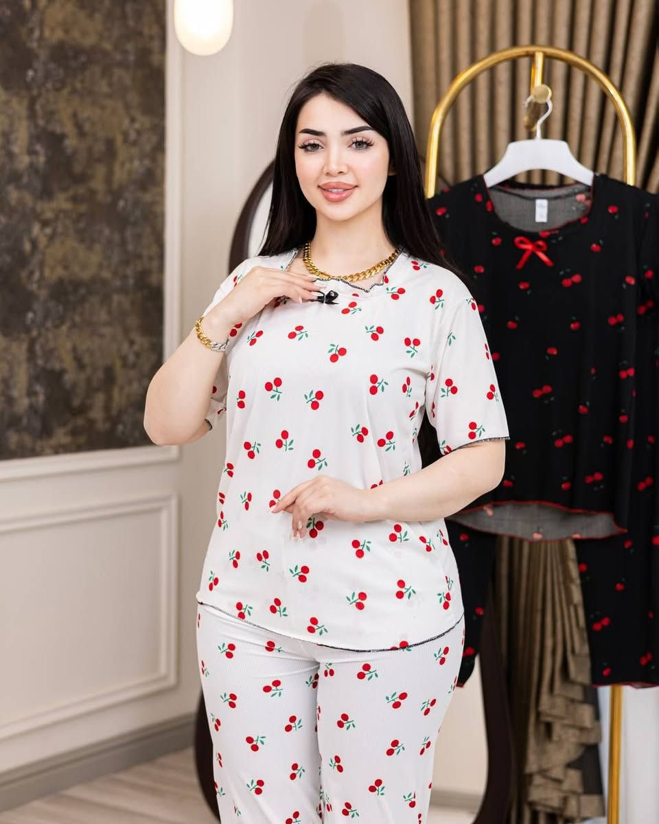 تراك نسائي 
خامة فانيلا زبدة  مسحب مطاط 
السعر  خاص 
توصيل لجميع المحافظات


**إذا كنت صاحب هذا الإعلان وتريد حذفه لأي سبب، رجاءا أرسل رسالة إلى الدعم الفني**