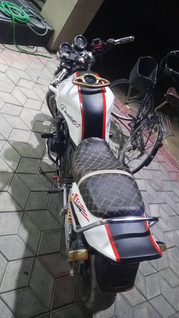 دراجه سبي فور 400
جيل اول 16ولف

  وراق أصولي دراجه مكفوله كفاله عامه

 اول وثاني وثالث  بطناش 

 مكينه وكير كفاله دراجه بلاديه كله برغي مابيه نقص نضافته  كدامك صورة كهرباياته كله شغاله لايت بك لايت  دشبول كله شغال  صالنصه رياضي صوت رعيد  فصله نار

 تايرات جدد التانكي زلال عليهة ادامه كامله 

معدل ١٨٠ شرط  نكره بكل وقت مكان دراجه فلوجه 

السعر اخاص
***********
