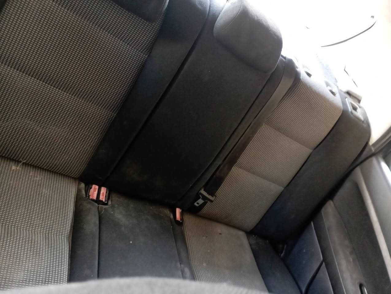 بيجو فرنسي 307 نضيفه أحله من صوره رقم بابل انكليزي بسمي مكان بابل سعر45رقم ***********
