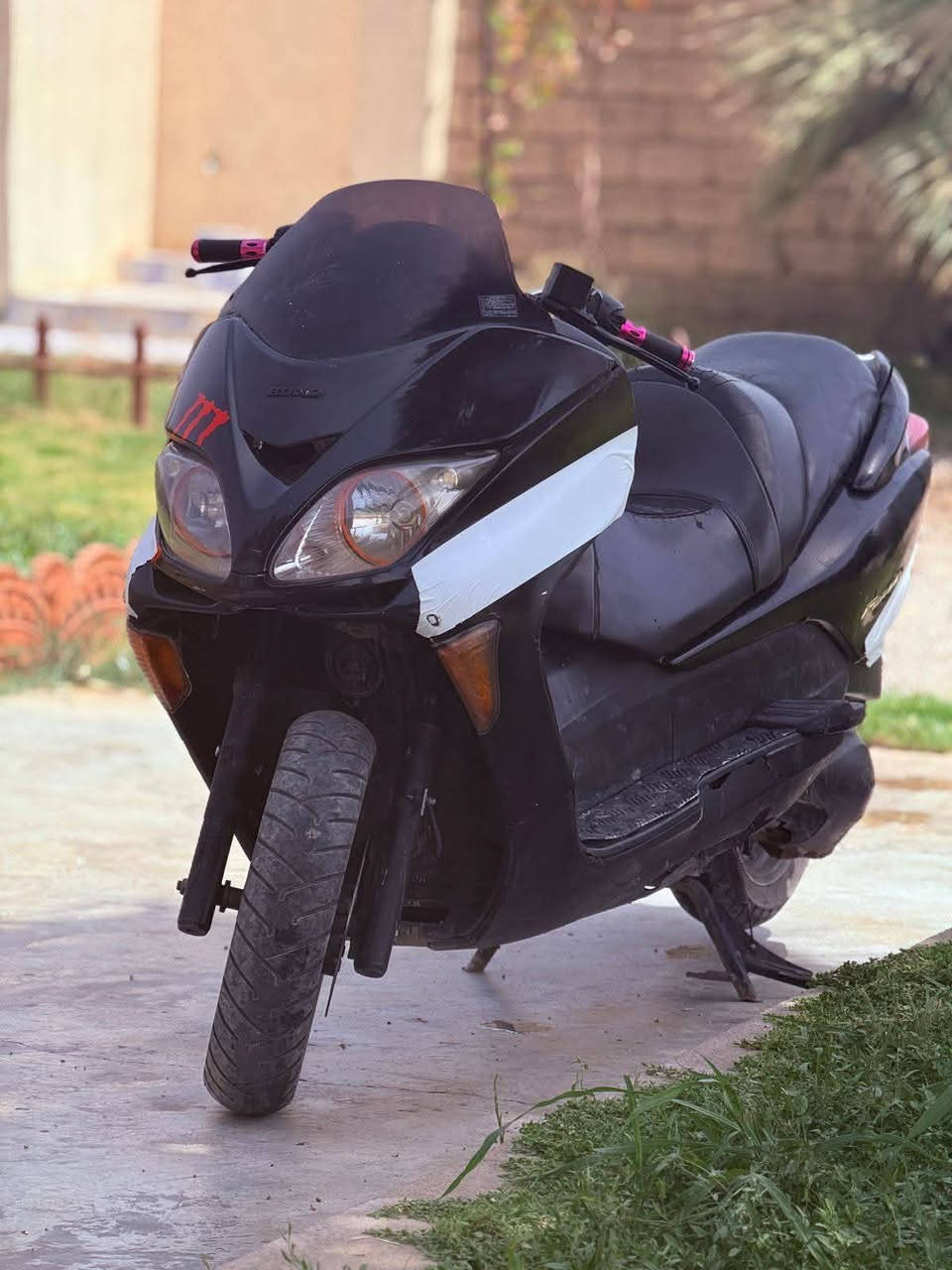 فورزه 80 نضافه كادم العين بصمه كهربائيات كله شغاله منظومه زنون السعر 150 قفل اتصل  قير متواجد عل فيس
هاتف ***********
