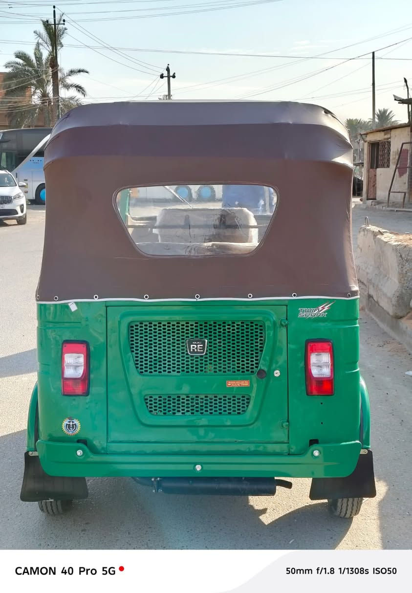 سلام عليكم تكتك البيع 21/شهر 12كافاله عامه رقم وسنويه نكليزي تكتك ربع مذب عليهه كبل الشخل 
مكاني شعب سوك شلال 
خابر وبلخدمه ***********
ماتواجد عل خاص
