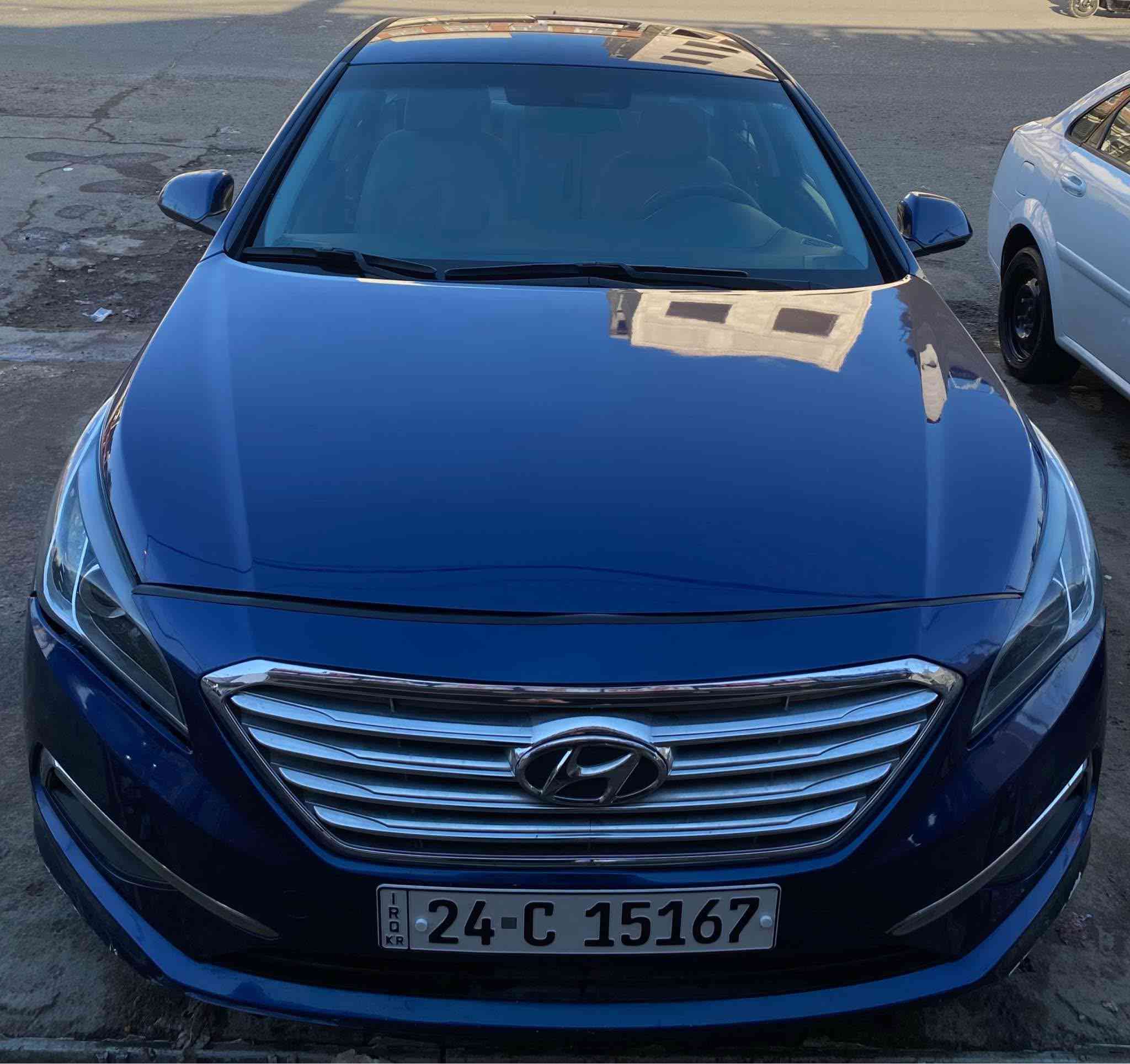 السلام عليكم 

سوناتا ٢٠١٦ ب اسمي رقم دهوك سنويه وهزه جديده تحويل مباشر بيها فقط بنيد صبغ، محرك وكير كفاله السياره جاهزه سعرها ١٢٠ ورقه وبيها مجال بسيط 
***********
*********** بغداد, العراق
