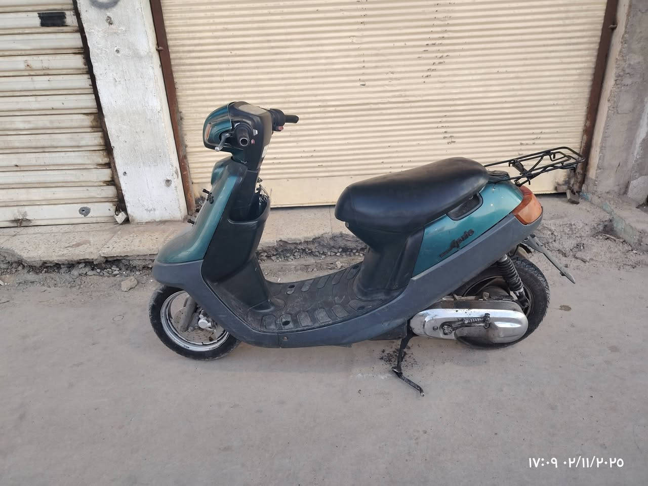 ماتور للبيع بوتين اللون زيتوني الماطور ما بيه اي شيء كفيلكم الله ماطور نظيف يخبل الماطور سلف شغال بايرمنيه كلها شغاله يشاير لايت كلها شغاله ما بيها اي شيء كل شيء ما يعوزها بس الباتري ضعيف والسلف ياخذ بس مو ياخذ كامل لان الباتري البريكات بمكانها الماطور معمر  مره واحده تعميره  بستن مكاني الموصل الايمن حي الشفاء قريب مستشفى ام الربيعين التواصل مفتوح متوفر واتساب وهذا رقمي موجود *********** والسعر 325,000 وقابل للتفاوض
