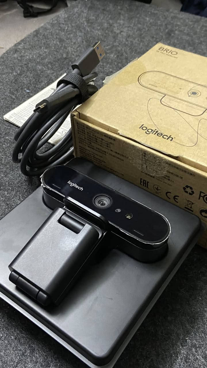 كامرة Logitech Brio 4K Pro  Stream Edition  متوفر قطعتين
نظافة 90% بيهن استخدام بسيط 

كاملة كارتون  وكامرة وكيبل وقاعدة 

سعر القطعة 75 الف قفل ❤️


**إذا كنت صاحب هذا الإعلان وتريد حذفه لأي سبب، رجاءا أرسل رسالة إلى الدعم الفني**