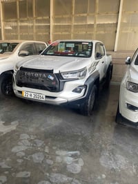 للبيع بيكم فورويل جي ار محرك ٦ سلندر ماشي 37  الف حقيقي كشنات جلد كهرب...