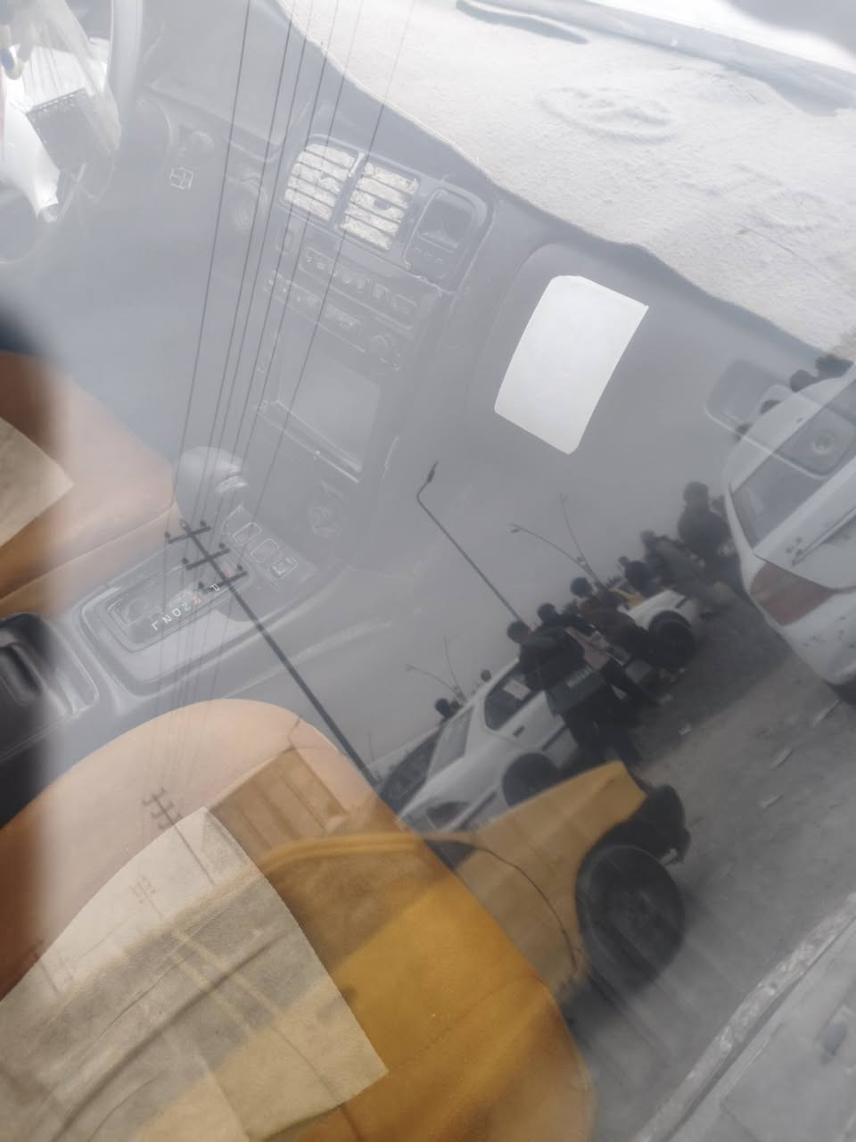 السلام عليكم مارك نفخ رقم بصره مكفوله كص ونغل كير ومكينه 2500ونص جديد بسمي مكان السياره بصره الزبير ***********
