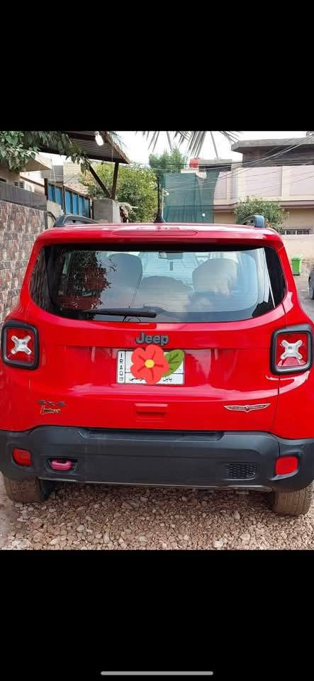 السلام عليكم 
جيب رينكد ٢٠١٨ فئة ترايل هوك للبيع 
مواصفات فول 
بانوراما ٢ وبصمة وشاشة كبيرة الخ
حادثها بنيد وجاملغ
ماشيه ٨٥ الف كيلو متر
رقم بابل ومكانها الحله 
السعر ١١٢
***********
