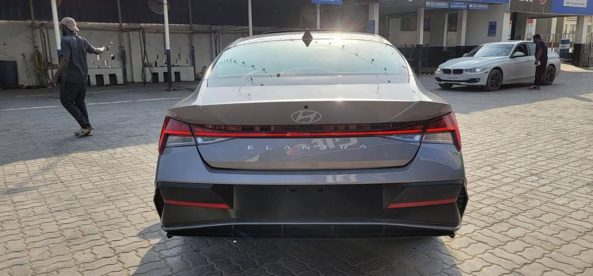 � عرض خاص لزبائن شركة موسكو 🚗
✨ سيارات الجهاز جاهزة للشحن
📌 طريقة الحجز:
لحجز السيارة يتم دفع عربون 500$ فقط إلى حين وصول السيارة إلى البصرة
#النترا 2025 جاهز للشحن
فتحه بصمه 
السعر : 105$ مصلح واصل ميناء

بلامكان ادخالها بكتاب الشهداء 

اتصال او واتساب 

شــــــــــركــــــــــة مــــــــــوســــــــــكــــــــــو

• #حسن_المياحي    ***********
                  wa.me/9647809815815     الواتساب

 • احمد الطاهر    ***********
                  wa.me/9647809419963     الواتساب
