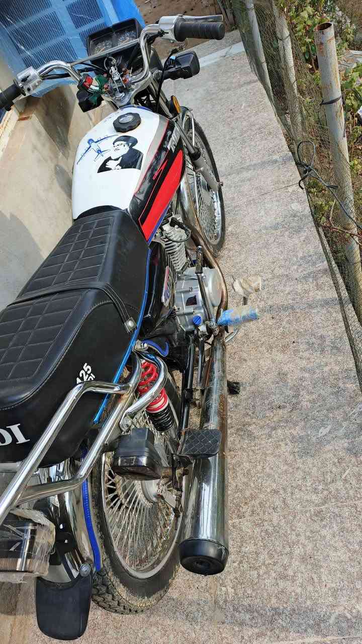 تايكر 2021 اوراق 5 اصوليه كل نقص مابيها كهربائيات كلها شغاله محرك مفتوح مره وحده مبدل بيها ولفات فقط وياله وتايرات جدد للاستفسار الاتصال على هذا الرقم ***********
واسط / الزبيديه
