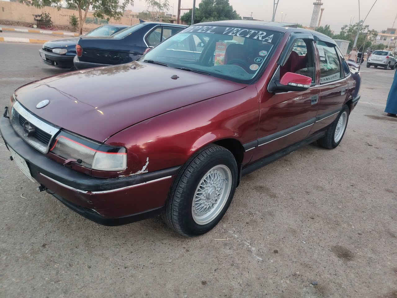 يالله سلام عليكم فكتره موديل، 92 صبغ جمالي داخل مصوج محرك 2000 كير عادي اصل تبريد بس ما يشتغل سنويه 27 جام كهربائي صدر جديد سعره 30 بيه مجال مكان هيت حي البكر رقم هاتف ***********
