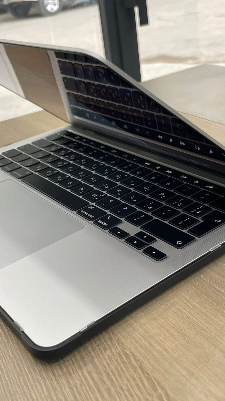 سلام عليكم ماك بوك برو M2 للبيع 
جهاز جديد بمعنى الكلمه 
ذاكره 256 رام 8
موديل 2022 
الجهاز استخدام قليل جداً نضافته تحجي
مكاني بغداد السعر 950 الف


**إذا كنت صاحب هذا الإعلان وتريد حذفه لأي سبب، رجاءا أرسل رسالة إلى الدعم الفني**