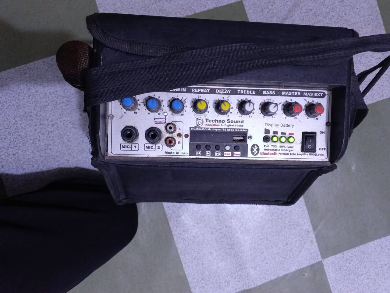 جهاز للبيع اسم الشركة Techno sound
السعر 90 الف والتوصيل مجاني وبي مجال 
وللاستفسار خاص 
او على الرقم 
***********
