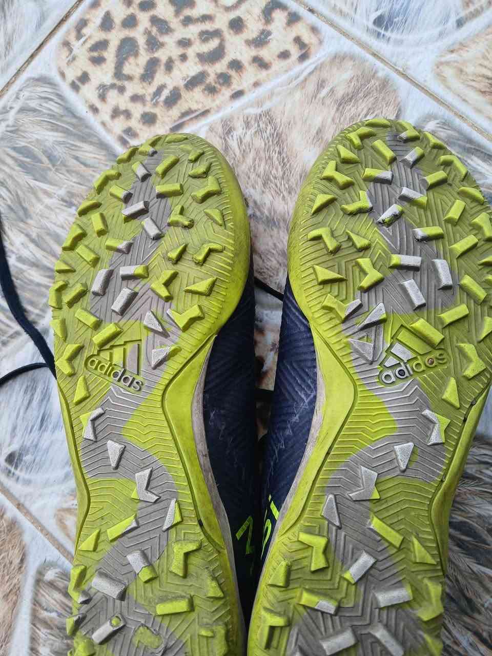 قياس 41+40///12ونص الف


**إذا كنت صاحب هذا الإعلان وتريد حذفه لأي سبب، رجاءا أرسل رسالة إلى الدعم الفني**