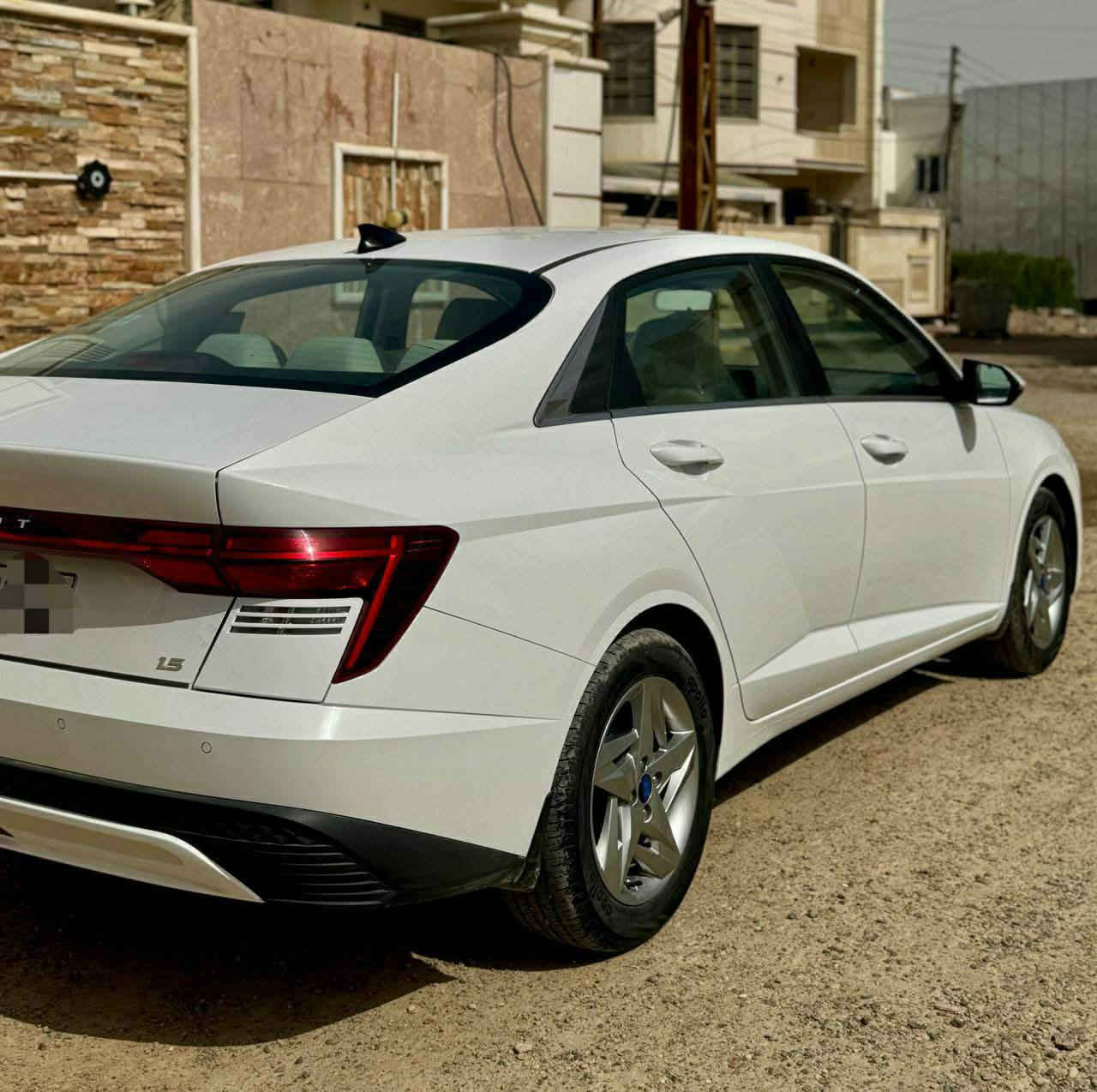 من رخصة الادمن ....  للبيع نقدا 🌳🌳🌳🌳🌳🌳
هونداي اكسنت خليجي موديل ٢٠٢٤  رقم بغداد الجديد (( باسمي )) مشروع وطني تحويل مباشر بنفس اليوم والسيارة بيها ضمان شركة هونداي ماشية  قليل كفالة من الصبغ والتبديل والكير والمحرك    ومكانها الرمادي  والشراي يتصل على الرقم ***********  🌳🌳🌳🌳🌳🌳🌳
ملاحظة/ الاتصال على الرقم فقط غير متواجد عالفيس
المواصفات /
١- فتحة سقف سلايد روف
٢- شاشة دشبول متصلة ليزرية
٣- كامرة بلادية امامية وخلفية
٤- حساس امامي خلفي
٥- لد امامي خلفي
٦- تبريد منفصل قطعتين امامي خلفي
٧- تحكم ستيرن فول جهتين
٨- مري شفط
٩- شاشة ليفيكيشن
١٠- اشاير بالمري
١١- محرك ١٥٠٠ دبل نوزل
