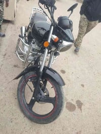 البيع سعر 1400 بي مجال اتصل على هاذا رقم  07811187349