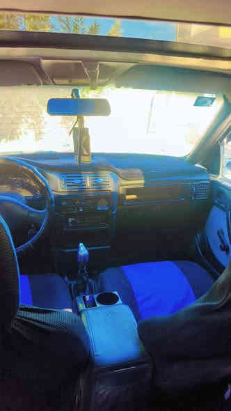 السلام عليكم
للبيع اوبل فكتره موديل 91لون اسود
كير ومكينه بشرط طخم ويل كب رياضي حجم 15  عليها تعديلات حلوه لايت عدسه زينون عالي ناصي سياره رياضيه كير رياضي نمره طويله محرك 20 ترايك 200 
السعر 48 شراي اتصل خاص مااجاوب 
***********
