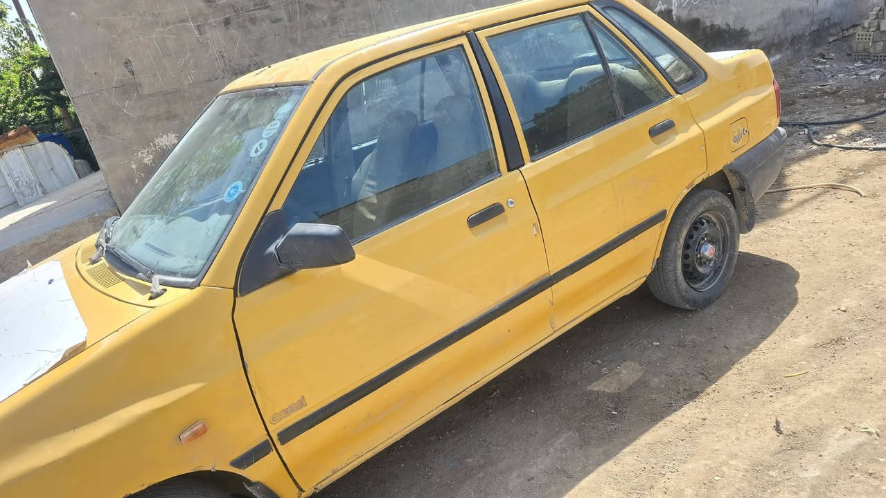السلام عليكم سايبه البيع موديل ١١
سياره بسمي رقم نكليزي 
السياره بيها تنقيص وتبخير 
بكان السياره بغداد النهروان 
تخم تايرات جديد 
سعر السياره ٢١ وبيها مجال الطيبين  
الستفسار  ***********
