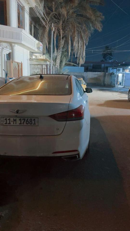 من رخصة الأدمن 
جنسز 2015
حادث السيارة فقط البنيد 
والجاملغات مصبوغة توحيد لون بدون معجون بدون تعديل
شواصي لغود كفالة 
ايرباك دركة فقط 
السيارة فول مواصفات برستيج 
ملاحضة ( السيارة بيها كازكيت) 
أبيع على وضعها 
السعر 130 
رقم التلفون ***********
