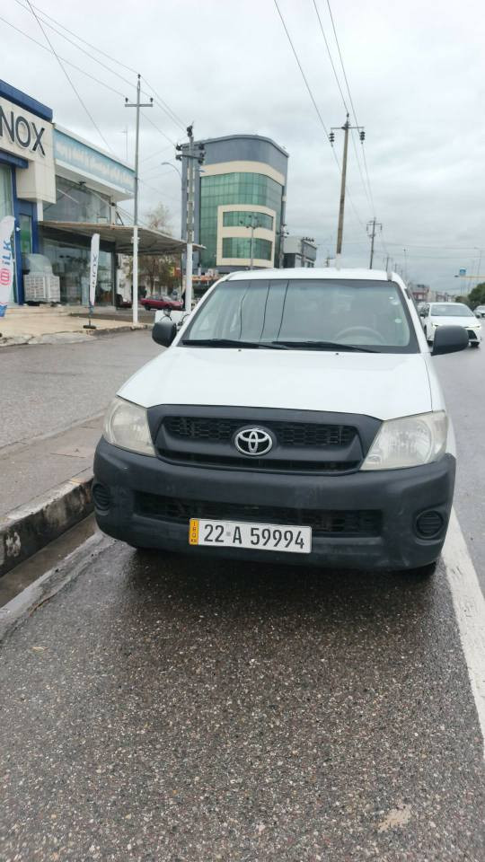 مه رزيه ٢٠٠٩ فه لاحي گير و مه كينه و ته ق و ره قه ي به شه رته جوار تايه ي لؤكي لؤ به سترايه سنه وي ره قه م هه زه فه حس هه مووي ٢٠٣١ شاشه ايباته ٣٠٠ هه زار رؤيشتيه غازى ايتالى لؤ به سترايه 
٣ بارجه ى به س به مبه دؤسه ي كه فه ر كؤراوه لاى سايه ق *********** 135 وه ره قه و محمه له ى تيدايه ناو داخيلى و ده ره وه لؤكه أربيل, العراق
