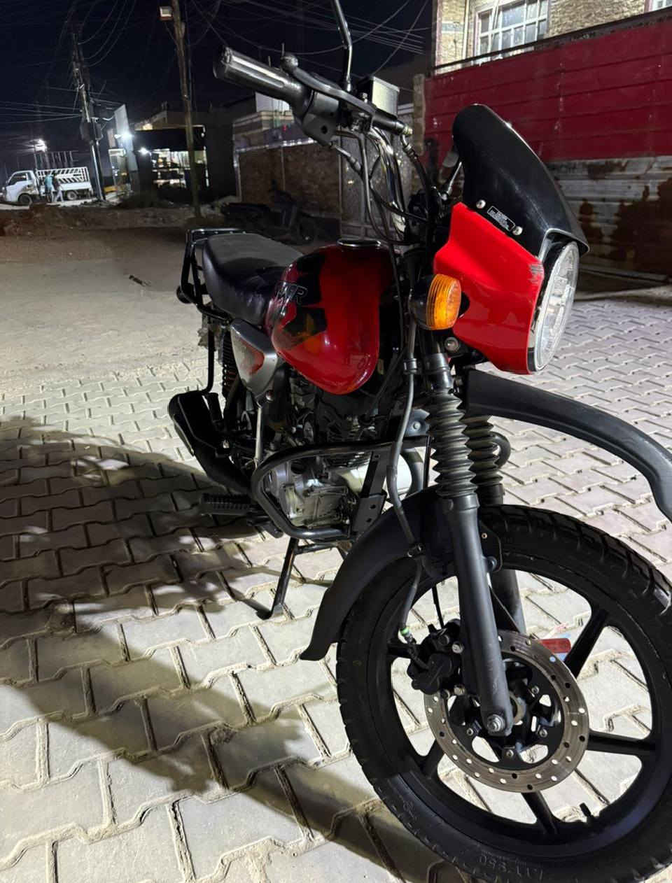 سلام عليكم بوكسر للبيع موديل 2023 مرقم وكاملة لوحة وسنوية تحويل ثاني يوم مكفولة كفالة عامة مابية اي نقص ماشية 6 آلاف حقيقي شراي يتصل ويدلل مكاني الحسينية الراشدية رقم ***********
