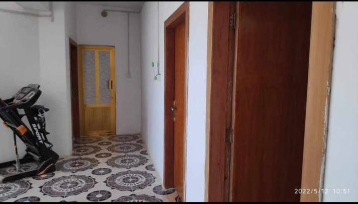 بيت للبيع ٢٠٠ متر ركن
اول فرع بشارع ام علاء بنهاية الفرع مقابل مدرسة المعارف الاهلية ثالث بيت عن شارع بني زيد
***********
