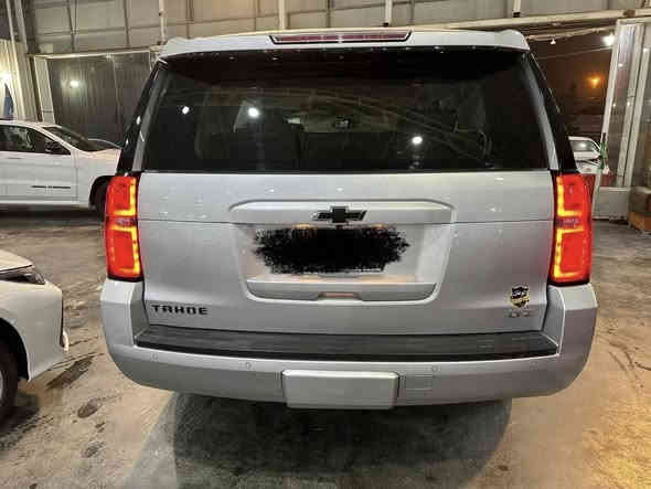 السلام عليكم شباب 
تاهو 2016 
اللون رصاصي 
المواصفات LT 2 
الحادث الصندوك الخلفي مبدل نفس اللون والجاملغات الامامية سرقة 
صور الحادث موجود
كراسي VIP 
كشنات جلد 
رادار امامي 
كامرة خلفيه 
صندوك كهرباء 
سلايد روف 
ماشي 152 قابله للزيادة 
السعر 280 وبيها مجال بسيط 
مستعجل على البيع 
مكان السيارة حي تونس 
الاتصال 
***********
