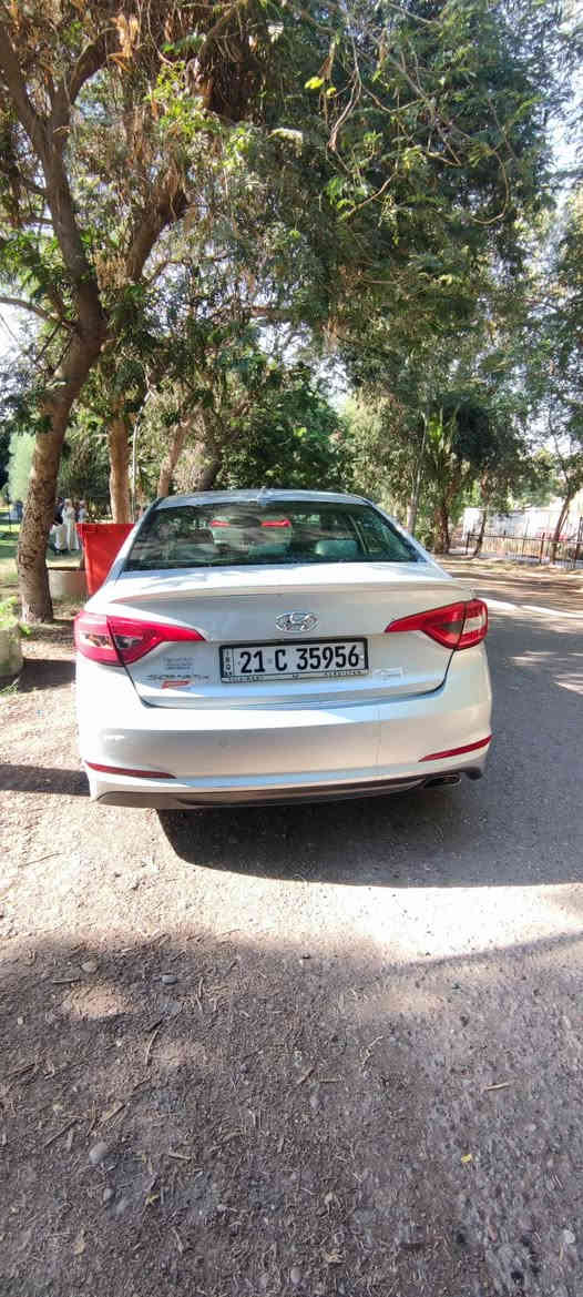 السلام عليكم 
سوناتا 2015  وارد امريكي محرك 2400 GDI  السياره بأسمي رقم سليمانيه الدولي  شرط تحويل   والسنويه لغاية 2028 
الحادث خلفي والجاملغ الامامي اليسرى الصور موجوده 
* اللغد والشاصي  كله مكفول افحص وين متريد 
السياره مناقصها شي الحمد لله محرك  كير  تبريد تدفئه صدر التايرات  كهربائيات كله مضبوطه
مكان السياره  بغداد/ الكرخ 
سعرها 126 $
للاستفسار  ***********
