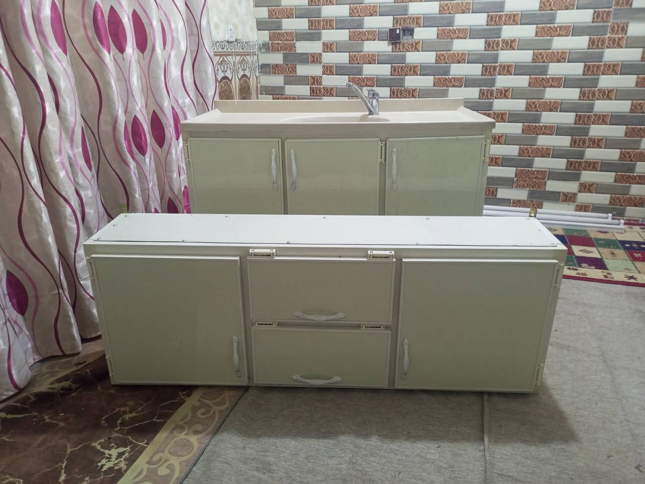 كاونتر قطعتين تركي سنك مرر للبيع ***********
